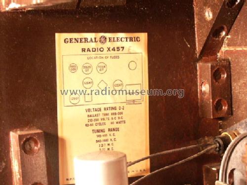 X 457 ; General Electric Co. (ID = 174716) Radio