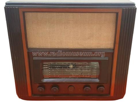 B-409; General Electric Do (ID = 2802349) Radio