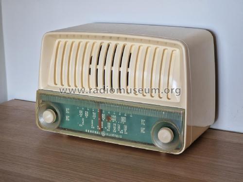 MA-225; General Electric Do (ID = 3081859) Radio