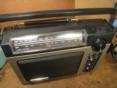 Radio AM/FM EE7-2880B; General Electric Co. (ID = 2052839) Radio