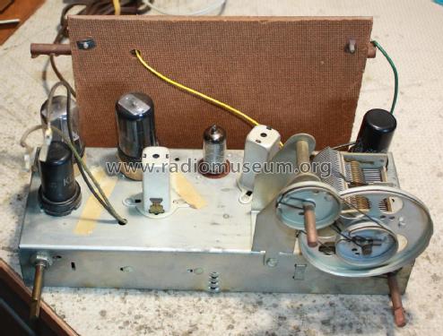 X-332 ; General Electric for (ID = 3013172) Radio