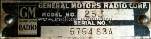 Imperial 253 Ch= S-3A; General Motors Radio (ID = 2708166) Radio