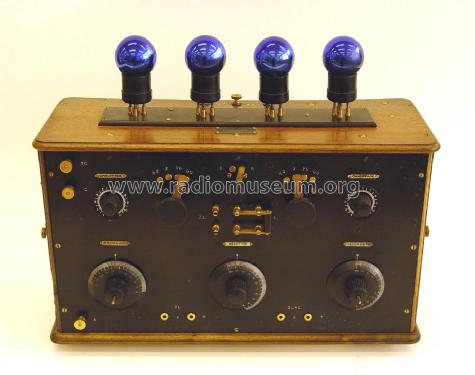 Récepteur à 4 lampes ; Gody, Abel; Amboise (ID = 2159717) Radio