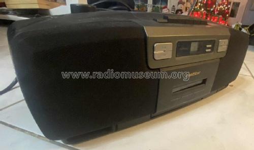 322A; Gold Star Co., Ltd., (ID = 2985763) Radio