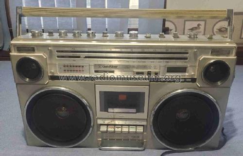 AM/FM Stereo Cassette Radio TSR-581; Gold Star Co., Ltd., (ID = 2985842) Radio