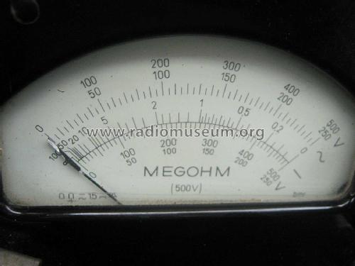 Volt- / Megohm-Meter Isolationsprüfer Kurbelinduktor ; Gossen, P., & Co. KG (ID = 2205638) Ausrüstung