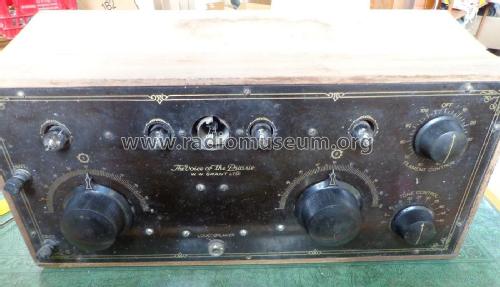 Voice of the Prairie 5 Tube; Grant Radio, Ltd., W (ID = 2310848) Radio