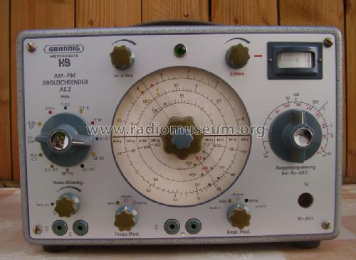 AM-FM-Abgleichsender AS2 ; Grundig Radio- (ID = 246466) Equipment