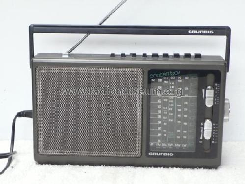 Concert Boy 225a; Grundig Radio- (ID = 1663396) Radio