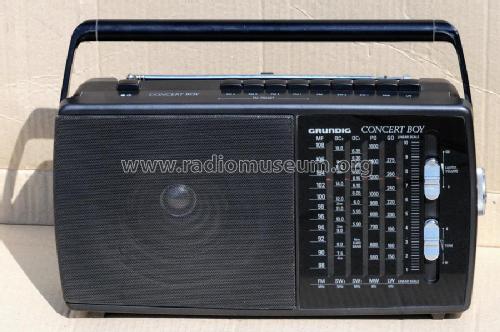 Concert Boy 230; Grundig Radio- (ID = 1512913) Radio