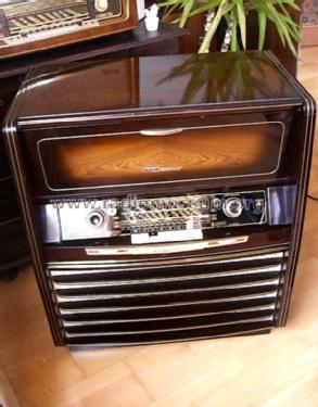 Majestic Musical Instrument 7063W/3D; Grundig Radio- (ID = 1631389) Radio