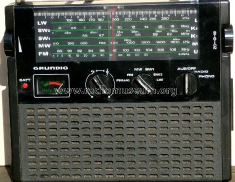 Signal 700; Grundig Radio- (ID = 661888) Radio