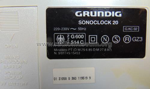 SONOCLOCK 20 G.KC 02; Grundig Radio- (ID = 2224068) Radio