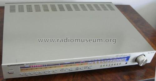 FM-AM Analogic Tuner ST2000; Grundig Radio- (ID = 3075467) Radio