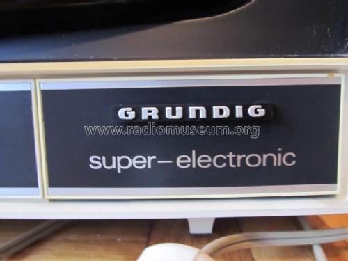 Triumph Super Electronic 2012UE; Grundig Radio- (ID = 1813666) Television