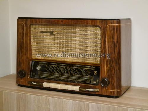 4010 ; Grundig Radio- (ID = 3079023) Radio