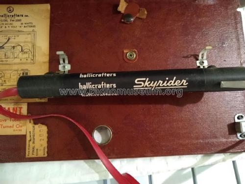 World-Wide TW-2000; Hallicrafters, The; (ID = 2552886) Radio