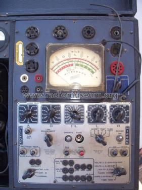 Vacuum Tube Testing Equipment OZ-1; MILITARY U.S. (ID = 1100458) Equipment