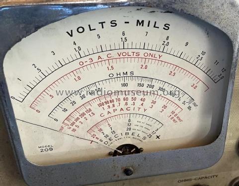 Electronic Volt-Ohm-Capacity-Milliammeter 209; Hickok Electrical (ID = 3081960) Equipment