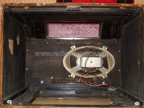 1200; HMV Brand, His (ID = 2323652) Radio