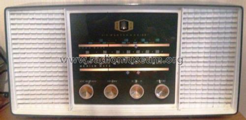 1379; HMV Brand, His (ID = 2063163) Radio