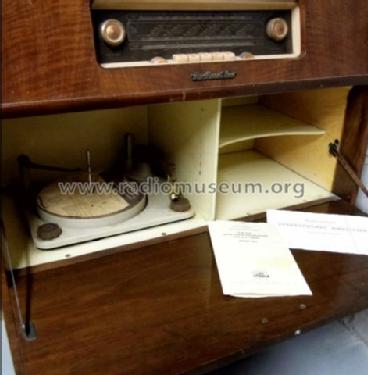AM/FM Auto Radio-Gramophone 1633; HMV Brand, His (ID = 1576753) Radio