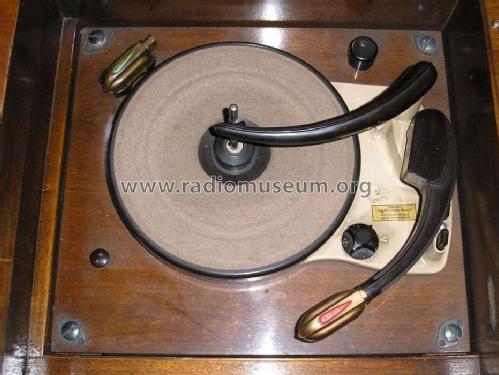 3 Speed Auto-Radiogram 1618A; HMV Brand, His (ID = 2297341) Radio