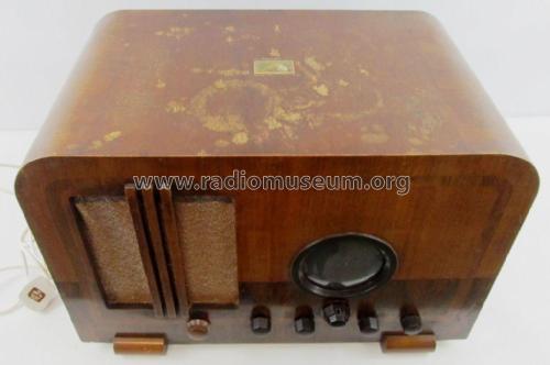 480; HMV Brand, His (ID = 1948511) Radio