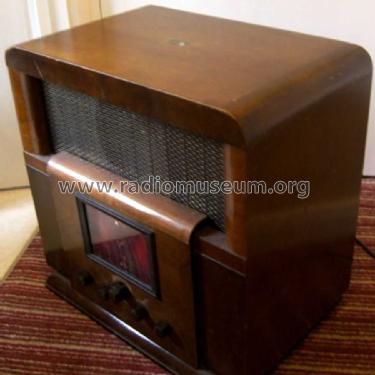 481; HMV Brand, His (ID = 2154615) Radio