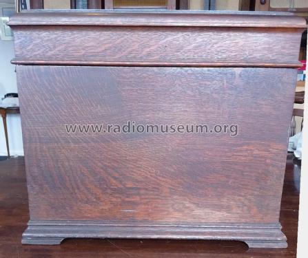 Table Grand Model 130 ; His Master's Voice N (ID = 3045198) TalkingM