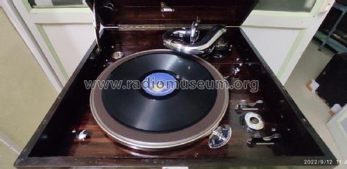 Portable Gramophone ; HMV Brand, His (ID = 2808296) TalkingM