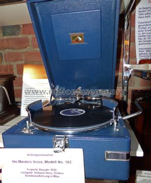 Portable Gramophone 102; HMV Brand, His (ID = 2212229) TalkingM