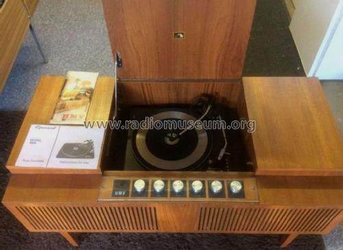 Stereomaster Gramophone 2400; HMV Brand, His (ID = 2293746) R-Player