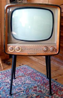 Television with VHF/FM Radio 1872; HMV Brand, His (ID = 2952474) Fernseh-R