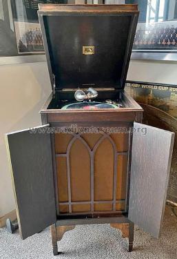 Upright Grand 157; His Master's Voice N (ID = 3047048) TalkingM