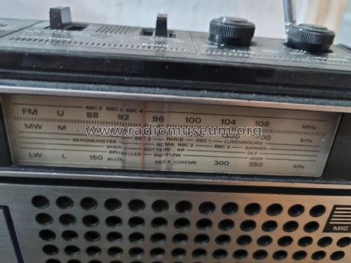 FM/MW/LW Portable Radio Cassette Recorder TRK-5301L; Hitachi Ltd.; Tokyo (ID = 2873477) Radio