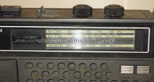 FM/SW/MW Radio Cassette Recorder TRK-5211 E; Hitachi Ltd.; Tokyo (ID = 1365628) Radio