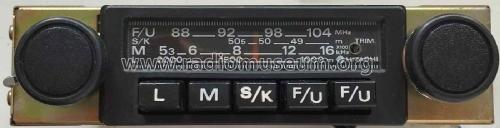 KM-1800; Hitachi Ltd.; Tokyo (ID = 2924011) Car Radio