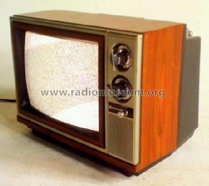 Solid State Color TV Receiver CT13C2; Hitachi Ltd.; Tokyo (ID = 1741245) Television