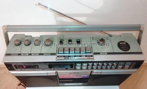 Stereo Cassette Recorder TRK-7990E; Hitachi Ltd.; Tokyo (ID = 3100952) Radio