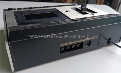 Stereo Cassette Tape Deck D-2310; Hitachi Ltd.; Tokyo (ID = 3000084) R-Player