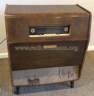 AM/FM Auto Radio-Gramophone 1633; HMV Brand, His (ID = 3049366) Radio