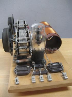 1929 Hartley Transmitter ; Homebrew - REPLICA, (ID = 3081670) Amateur-T