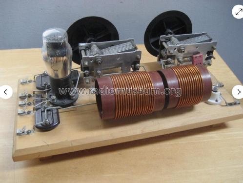 1929 Hartley Transmitter ; Homebrew - REPLICA, (ID = 3081672) Amateur-T