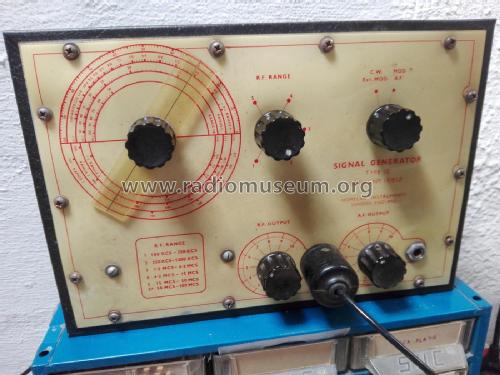 Signal Generator Type 10; Homelab Instruments (ID = 2274151) Equipment