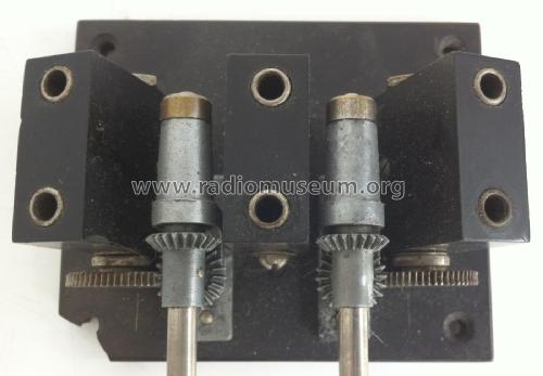 SELOS-Spulenhalter B 3-teilig; Huth, Signalbau AG, (ID = 2398373) Radio part