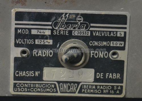 744 Serie C20552; Iberia Radio SA; (ID = 2090867) Radio