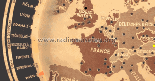 Geographic U - Super 438WG; Ingelen, (ID = 4526) Radio
