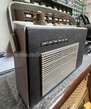 Universal TR2000; Ingelen, (ID = 3100450) Radio