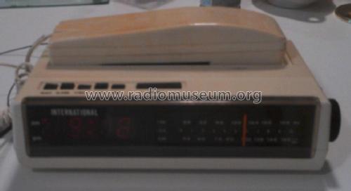 AM-FM Electronic Clock Radio & Telephone ; Unknown - CUSTOM (ID = 1735612) Radio